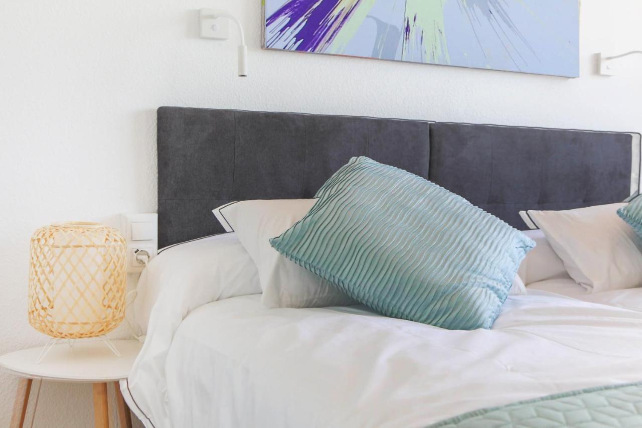 Oleholidays Romana Playa 335 Vistas Al Mar マルベーリャ エクステリア 写真